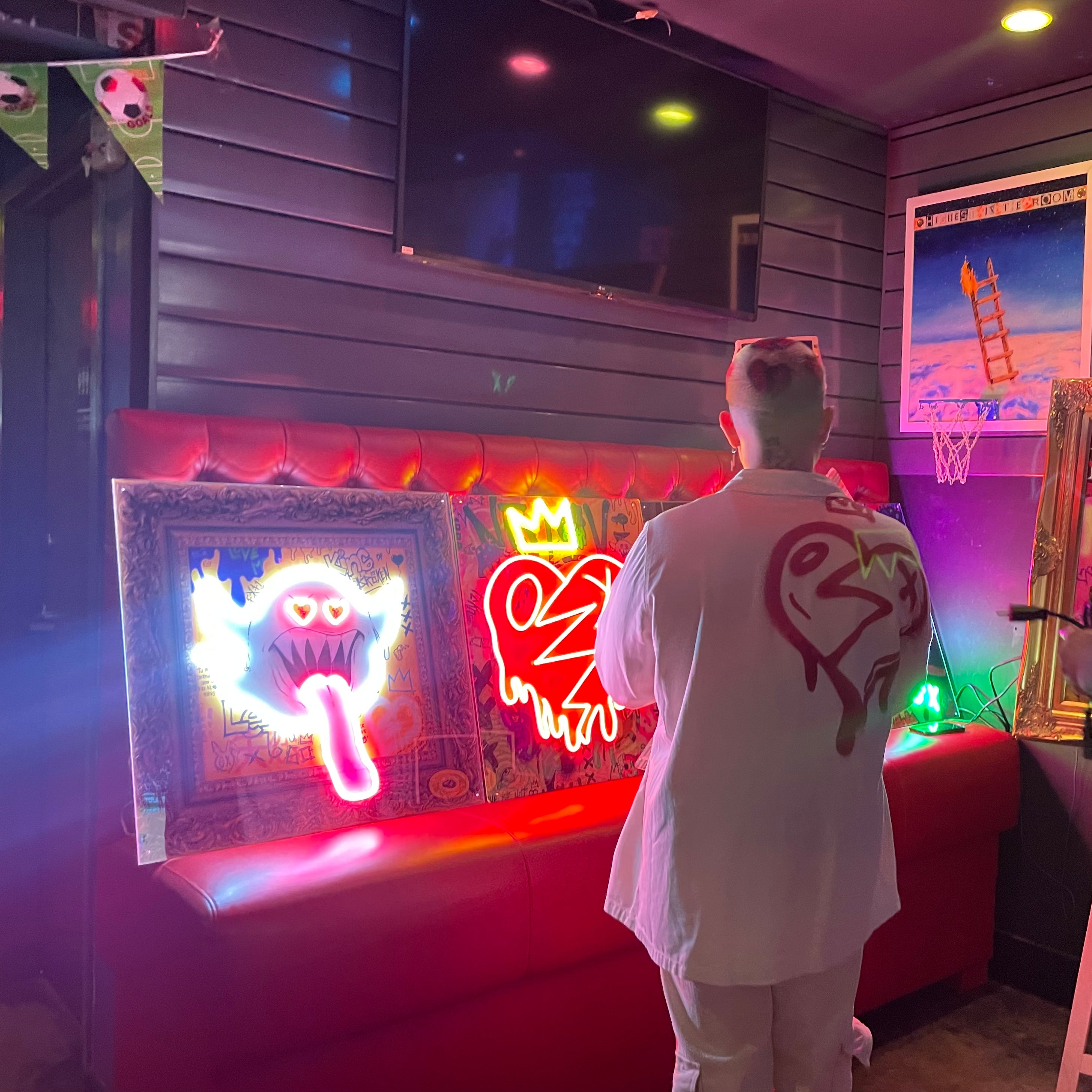 Arti$tocracy *Limited Edition* (NeonDreams x EXTi)