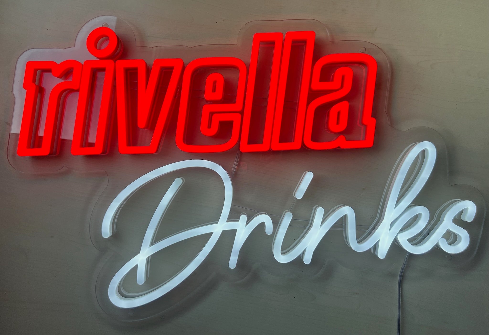 Neon sign for bar outdoor use