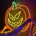Letrero de neón de calabaza de Halloween para interiores